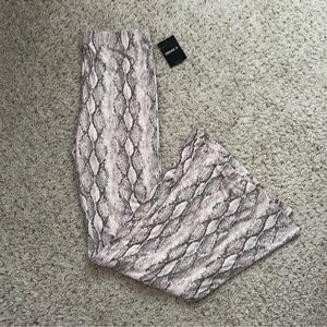 NWT FOREVER 21 SNAKE PRINT FLARED PANTS